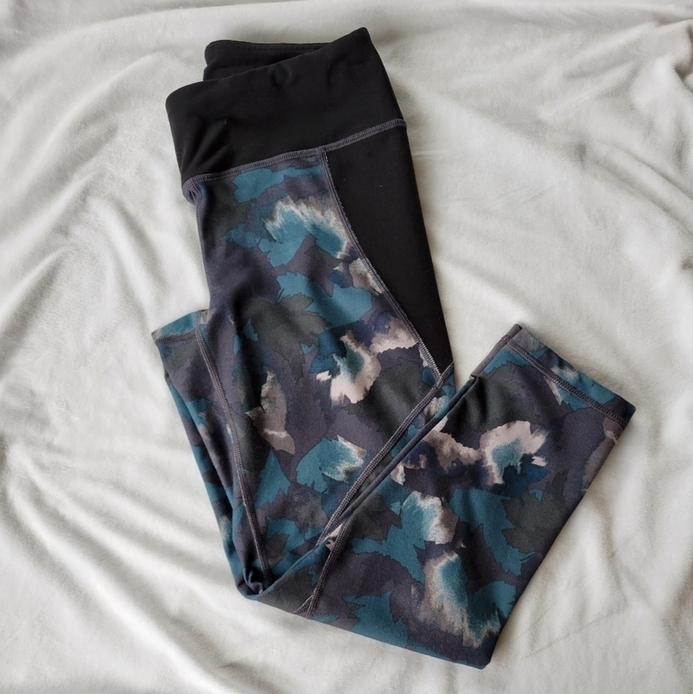 Patagonia smoulder blue maple camo centered crop legging S